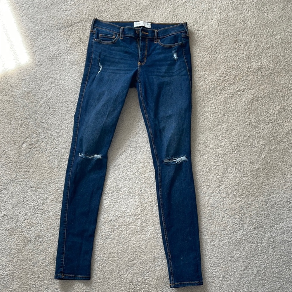Abercrombie super skinny distressed jeans